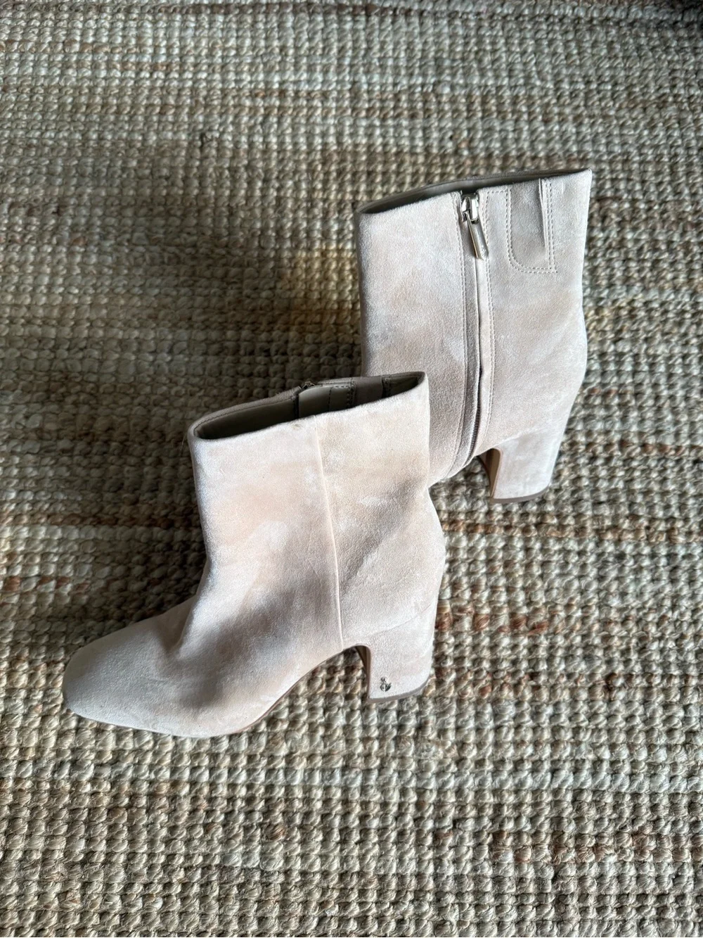 Sam Edelman Beige Suede Block Heel Ankle Booties | Size 8